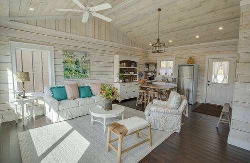 Scaly Mountain Cottage | The Wine Cellar Cottage - Mountain Vineyard Getaway