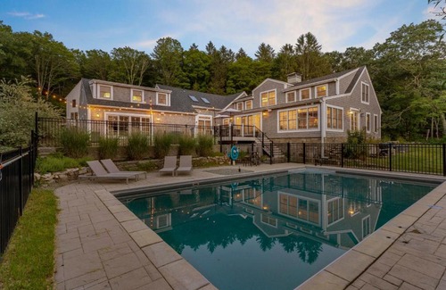 Stonington Villa | The Wolfstead - near Mystic, Casinos & Beaches