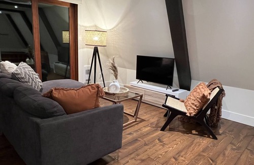 Village North House | The Wood Haven ❉ NEW 2 bed 2 bath ❉ Whistler ❉