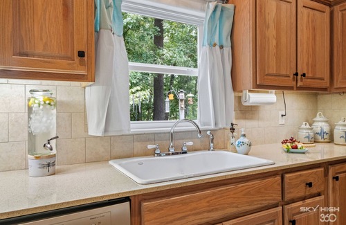 Rogers Cottage | The Woodland Cottage: Private Retreat In The Trees