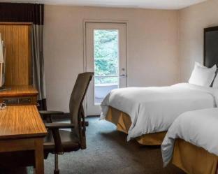 Wilkes-Barre Hotel | The Woodlands Inn
