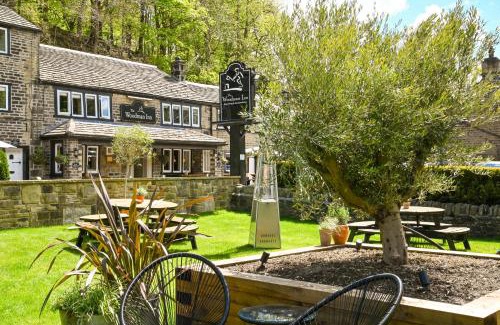 Stocksmoor Hotel | The Woodman Inn