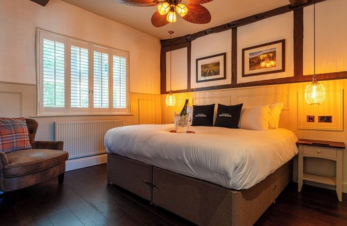 Chilham Hotel | The Woolpack Hotel