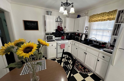 Holly Springs Bed & Breakfast | The Wynne House Inn