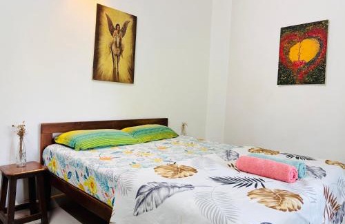 Mandrem House | The YelloMello HomeStay 1BHK fast Wi-Fi AC Pet-Friendly