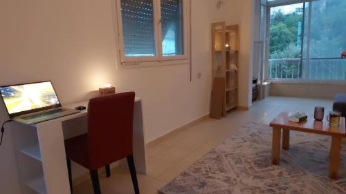 Haifa Apartment | The Zen Suite - Haifa peaceful place
