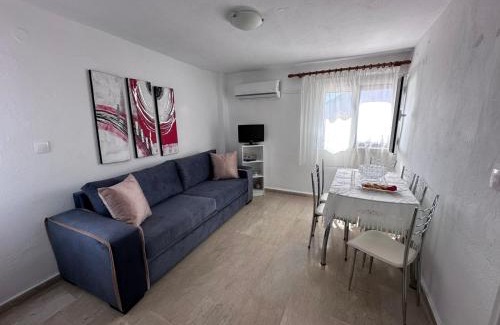Mytikas Apartment | Thea Mytikas