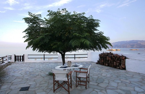 Skiros House | "TheaHouse In Skyros"