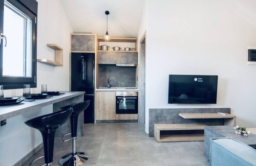 Nea Iraklia Apartment | TheaSea Luxury Suites - Apartment Suite