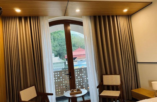 Moc Chau Hotel | TherHouse Hotel