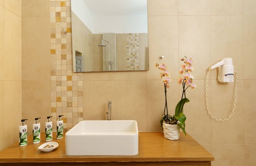 Megalochori Hotel | Thermes Luxury Villas & Spa