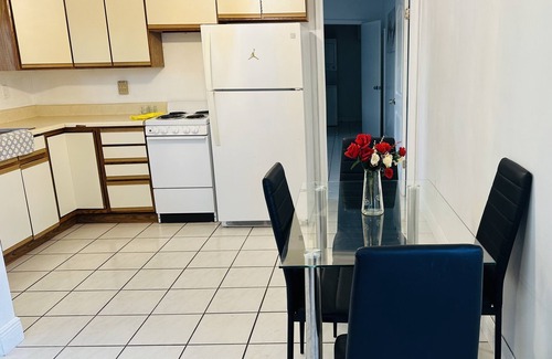 Ives Estates House | These is super clean apartment next to my home close to beach and aventura mal