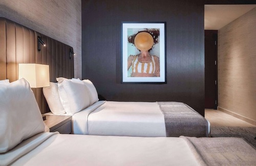 Coral Gables Hotel | THesis Hotel Miami Coral Gables, Curio Collection by Hilton