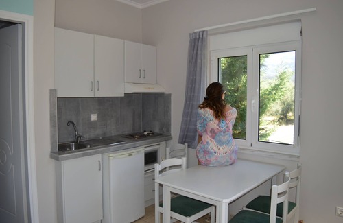 Paliovarka Hotel | Thesmos Village