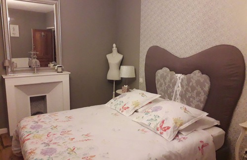 Chambon-le-Chateau Bed & Breakfast | They dreamed about it. Bed and breakfast at Chambon le Château in Margeride.
