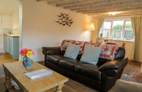 Knodishall House | Thimble Cottage - Aldeburgh Coastal Cottages