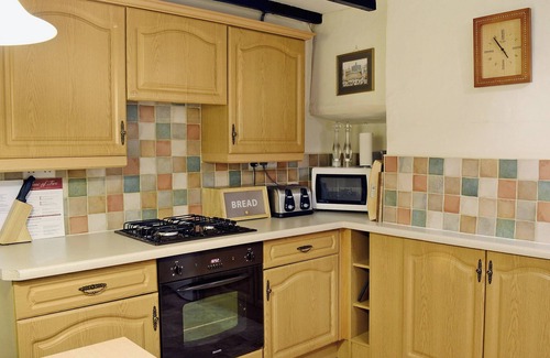 Sheffield Cottage | This 18th-century cottage is on the edge of the Peak District.
