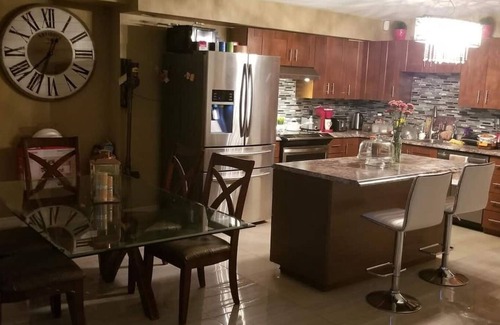 London Apartment | This apartment is a 3 bedroom(s), 1 bathrooms, located in London, ON.