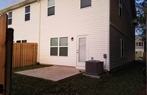 Bellview House | This house is a 3 bedroom(s), 2 bathrooms, located in Bellview, FL.