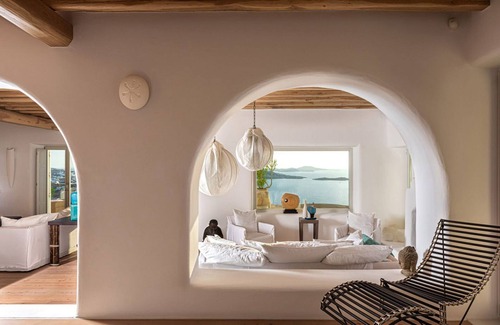 Tourlos House | This Luxury Retreat View is Just Stunning and its Location Unbeatable