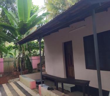 Quilon Apartment | Thodiyel Home Stay