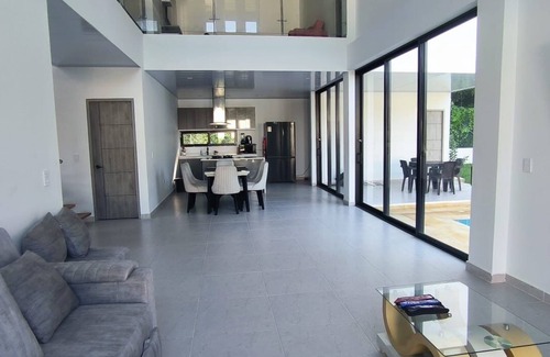 Melgar House | Thomas' Ranch