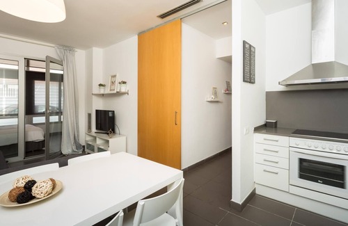Cornella de Llobregat Apartment | Three Bedroom apartment 402