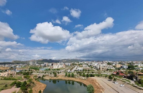Hassan Abdal Apartment | Three Bed Attached Bath Netflix Wifi Smart TV Parking WFH Desk Near Airport
