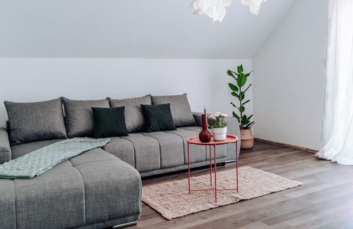 Cerknica Apartment | Three-bedroom apartment at Villa Cerkniško jezero