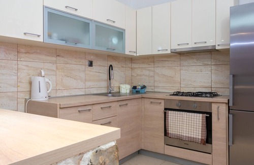 Bibinje Apartment | Three bedroom apartment with terrace and sea view Bibinje, Zadar (A-16188-a)