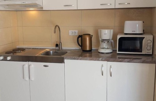 Poljica Apartment | Three bedroom apartment with terrace and sea view Poljica, Trogir (A-24016-a)