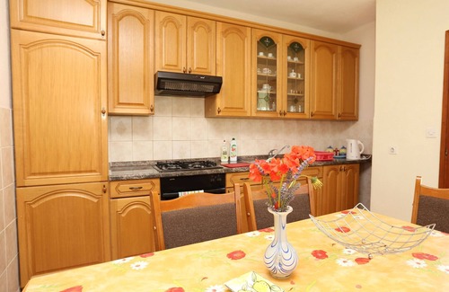 Trpanj Apartment | Three bedroom apartment with balcony Trpanj, Pelješac (A-10148-a)