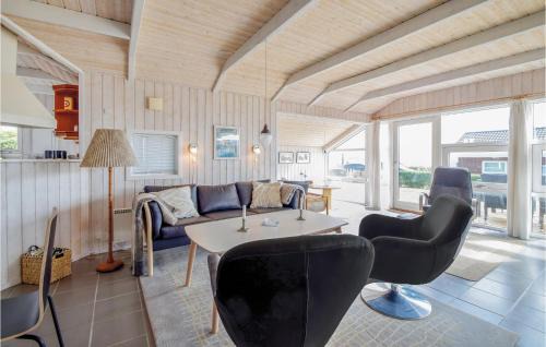 Bjert House | Three-Bedroom Holiday Home In Bjert