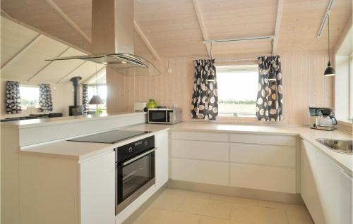 Bøtø By House | Three-Bedroom Holiday Home In Vaggerlose