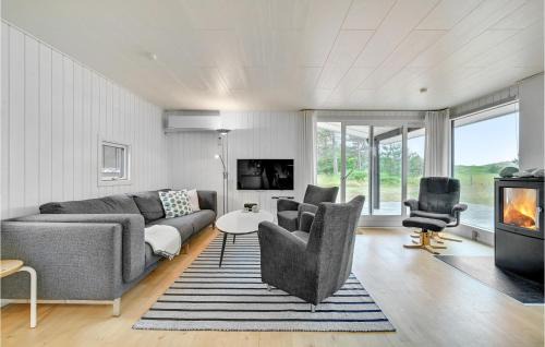 Ristinge House | Three-Bedroom Holiday Home In Humble