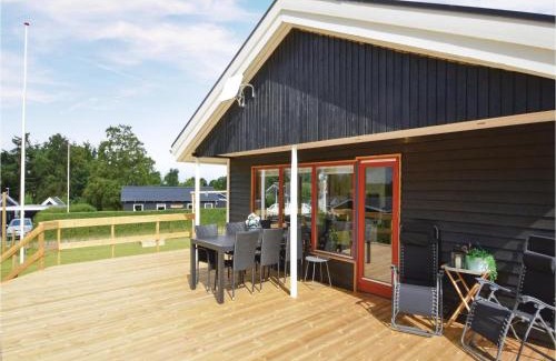 Hejlsminde Strand House | Three-Bedroom Holiday Home In Hejls