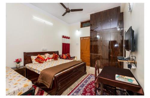 Jabalpur House | Three-Bedroom Luxury Bungalow at Jaiswal Homestay