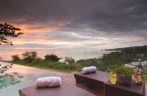 Senggigi Villa | Three Bedroom Pool Villa- Mora Royal Villa