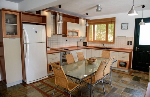 Panormos Villa | Three Bedroom Villa Elies