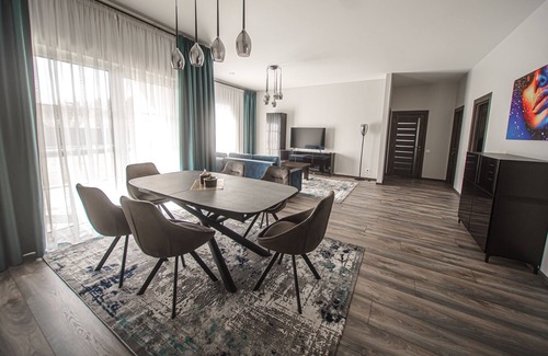 Kintai Villa | Three bedroom villa, with terrace and hot tube.