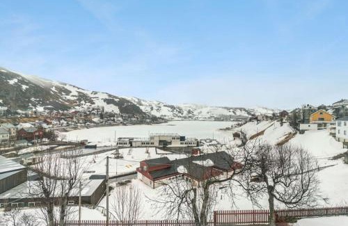 Hammerfest Apartment | Three bedrooms apartment - Central - Lakeview