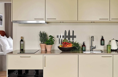 Copenhagen City Centre Apartment | Three Bedrooms, Two Bathrooms Hotel Apartment