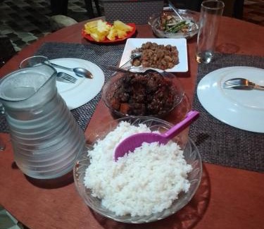 Manado City Centre House | Three Ken Homestay & Cafe