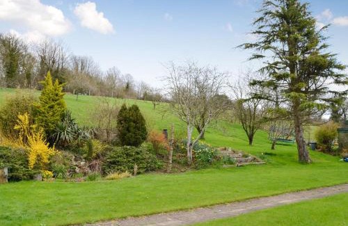 Stroud House | Three Ways