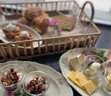 Hvidbjerg Bed & Breakfast | Thyholm B&B