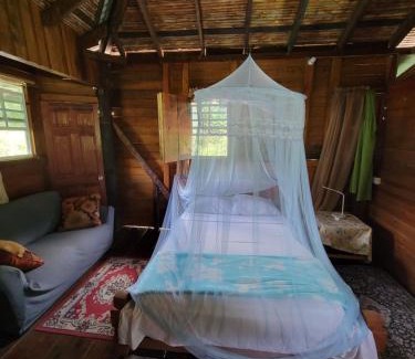 Wotten Waven House | Tia's Bamboo Cottages Restaurant, Bar & Sulphur Spa