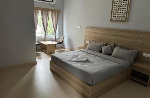 Piriyapatna Hotel | Tibet Holiday Home