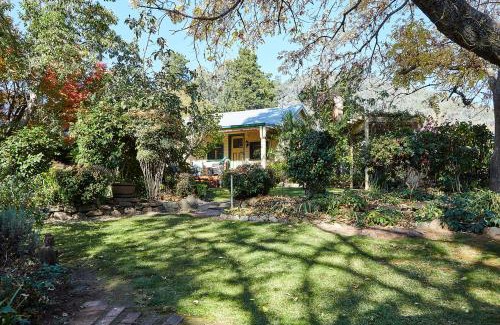 Bright Apartment | Tiffany's Cottages