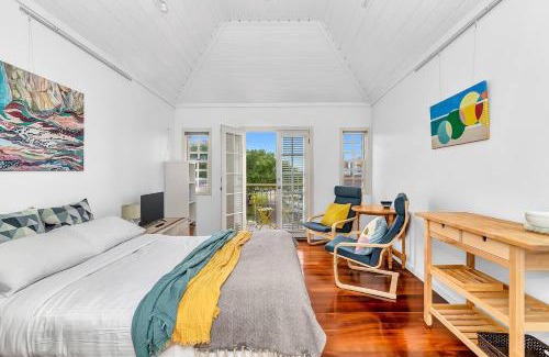 Semaphore House | Time and Tide Beach Cottage on the Esplanade