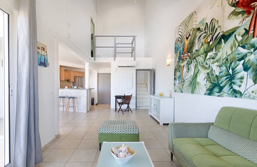 Maho Apartment | Timoon, 2 bedroom apartment on the beach with amazing view!